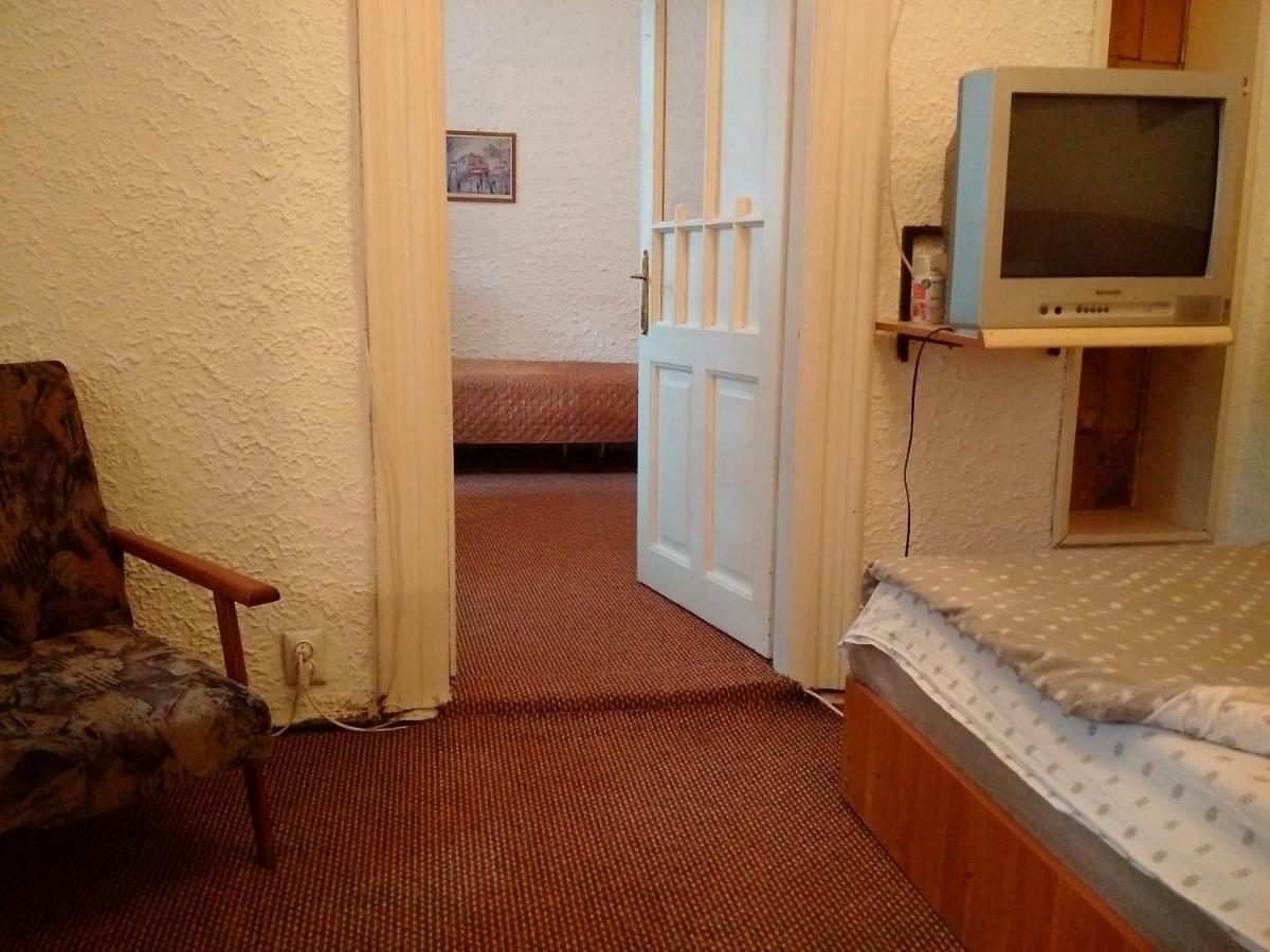 Expo Home Stay Бухарест Экстерьер фото